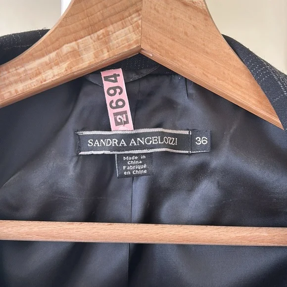 Sandra Angellozzi blazer, timeless flattering cut, size EU 36 (US 6/8), black - Picture 2 of 9